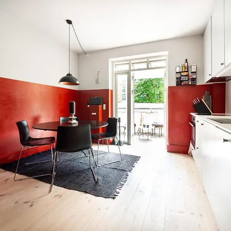 Studio Apartment At Nyhavn In A Quiet Area * Copenhagen